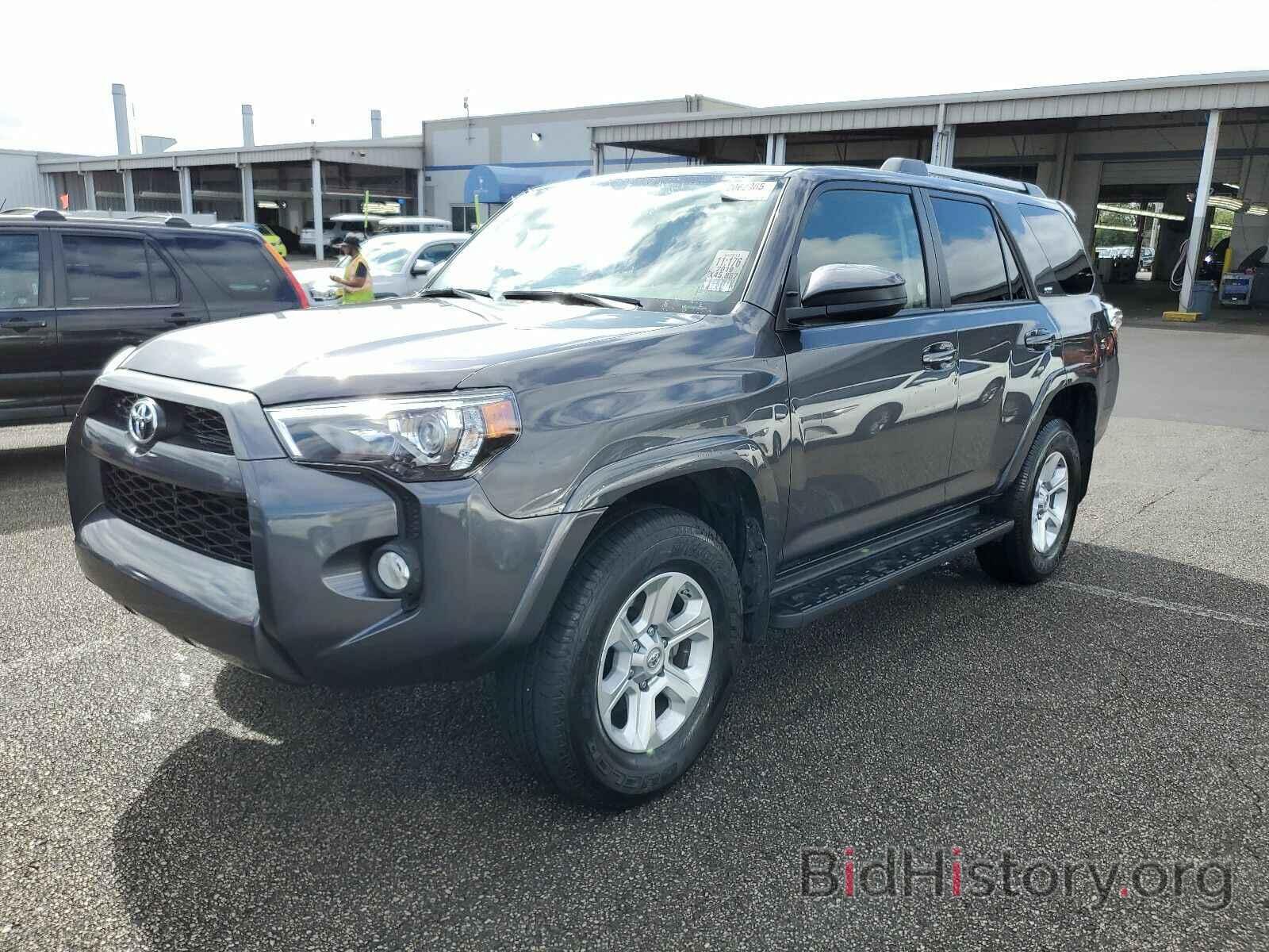 Photo JTEBU5JR1K5664736 - Toyota 4Runner SR5 2019