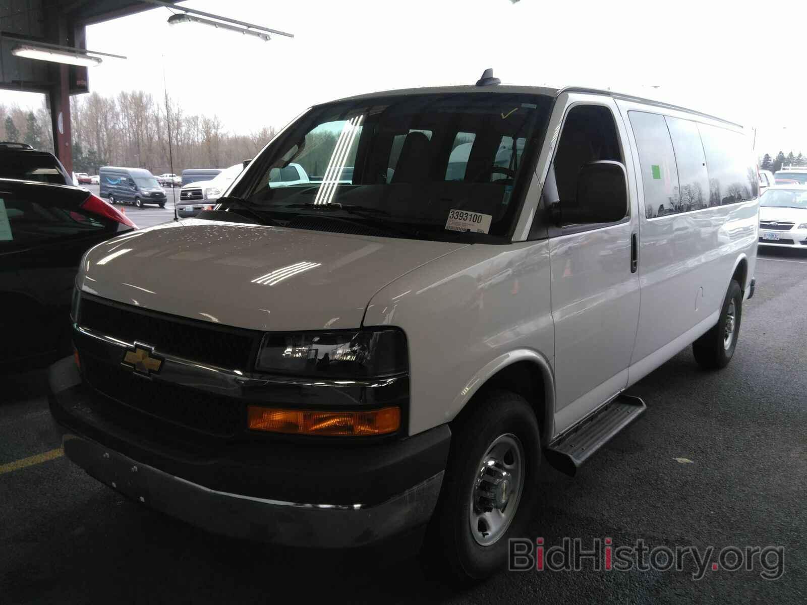 Фотография 1GAZGPFG6L1232447 - Chevrolet Express Passenger 2020