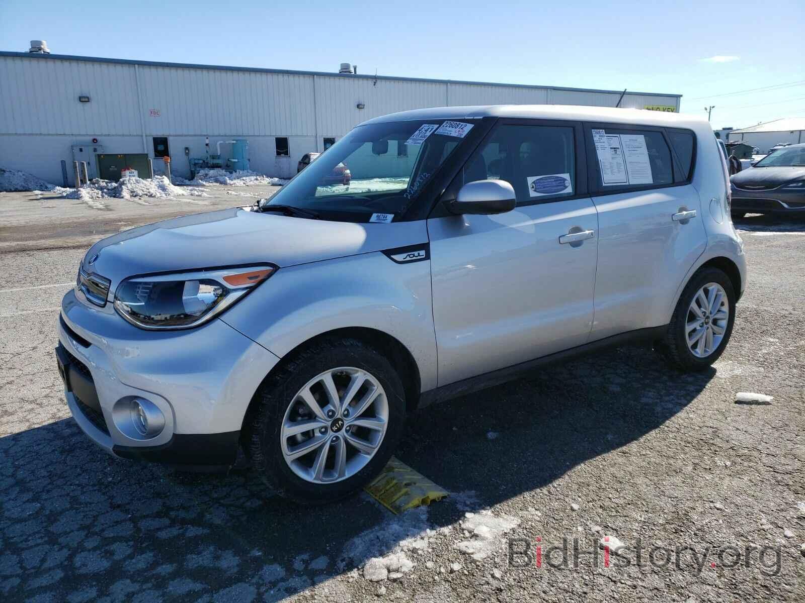 Фотография KNDJP3A58K7698881 - Kia Soul 2019