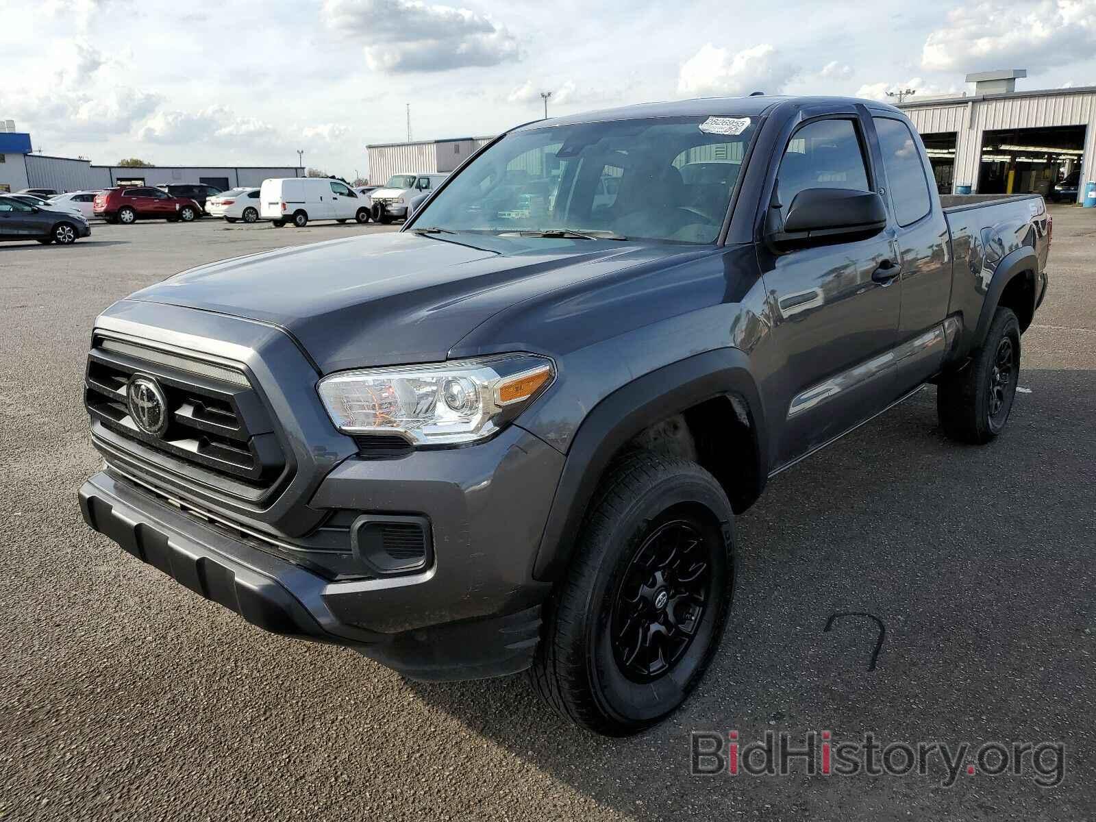 Photo 3TYRZ5CN9LT000568 - Toyota Tacoma 2WD 2020