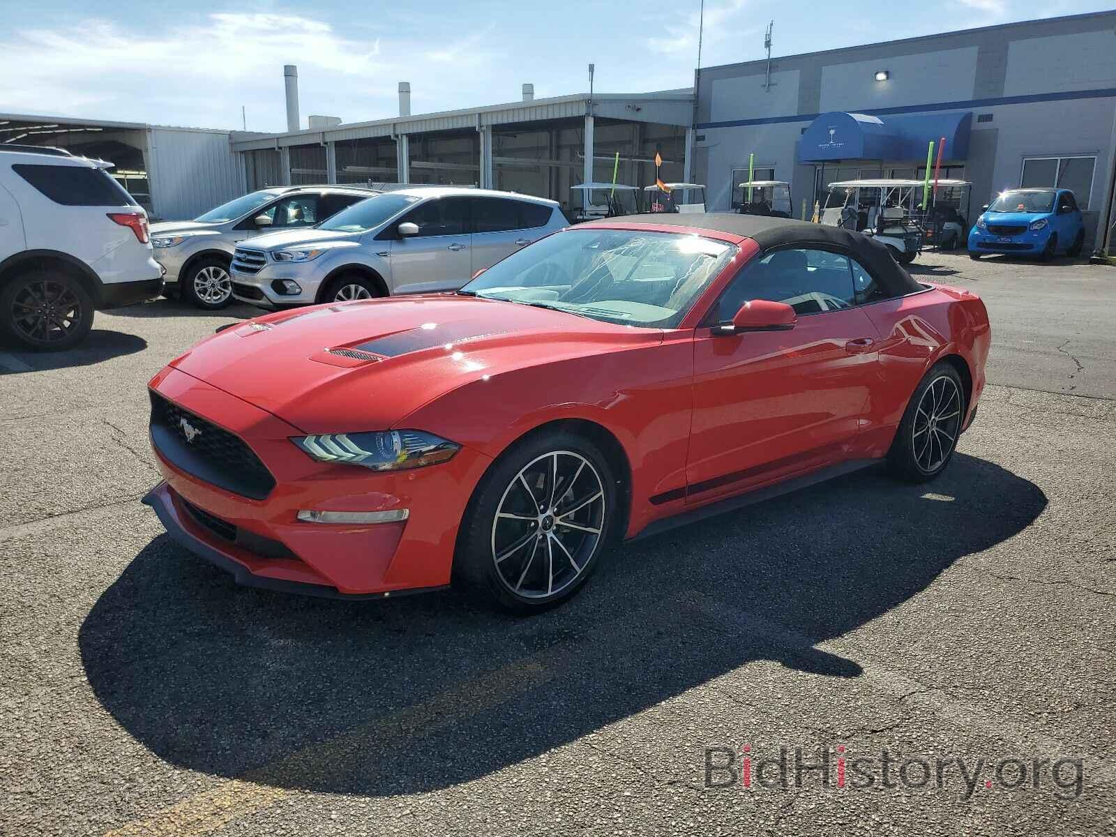 Photo 1FATP8UH5L5138136 - Ford Mustang 2020