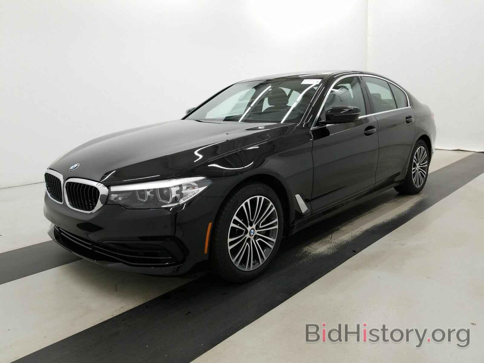 Photo WBAJS1C03LWW73704 - BMW 5 Series 2020