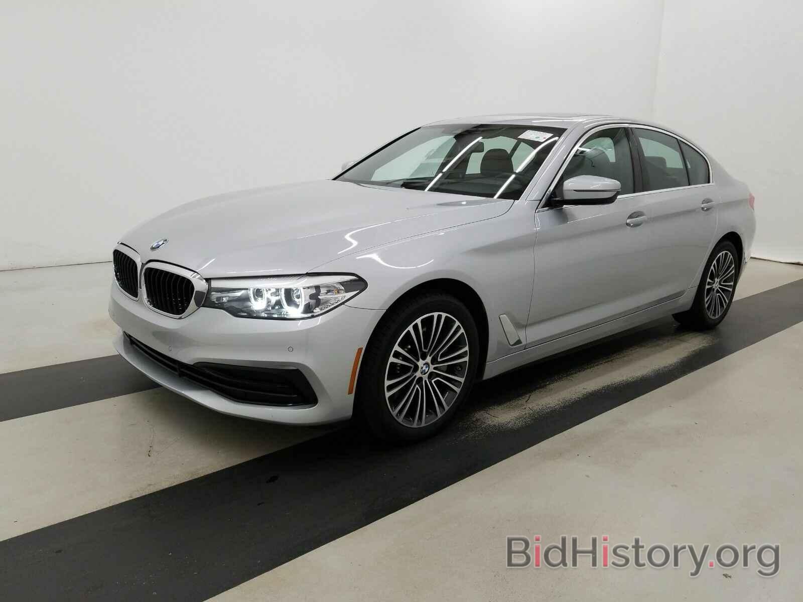 Photo WBAJE5C52KG919080 - BMW 5 Series 2019