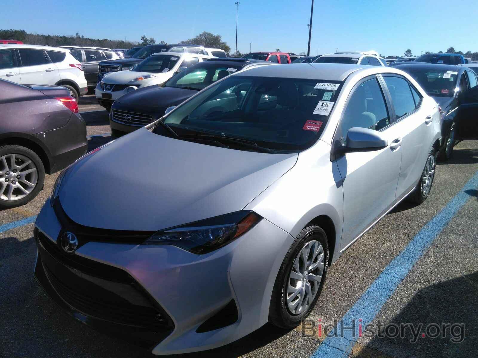 Photo 2T1BURHE2KC209900 - Toyota Corolla LE 2019