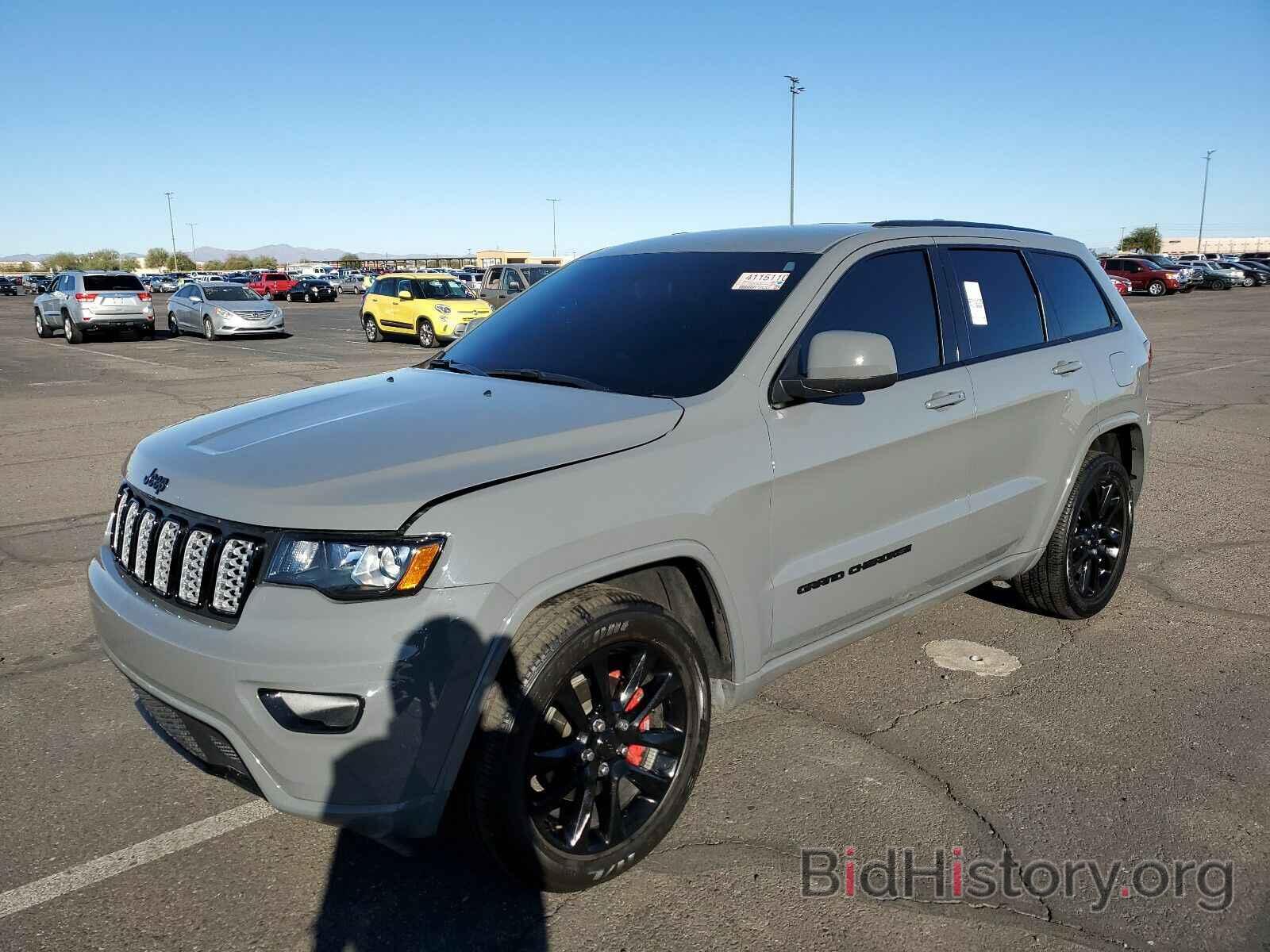 Photo 1C4RJEAGXLC245646 - Jeep Grand Cherokee 2020