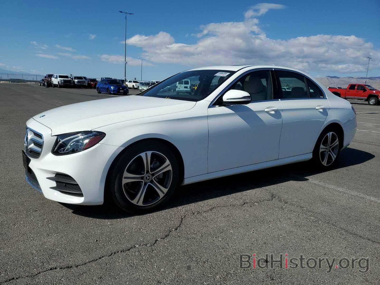 Фотография WDDZF4JB3KA566394 - Mercedes-Benz E-Class 2019