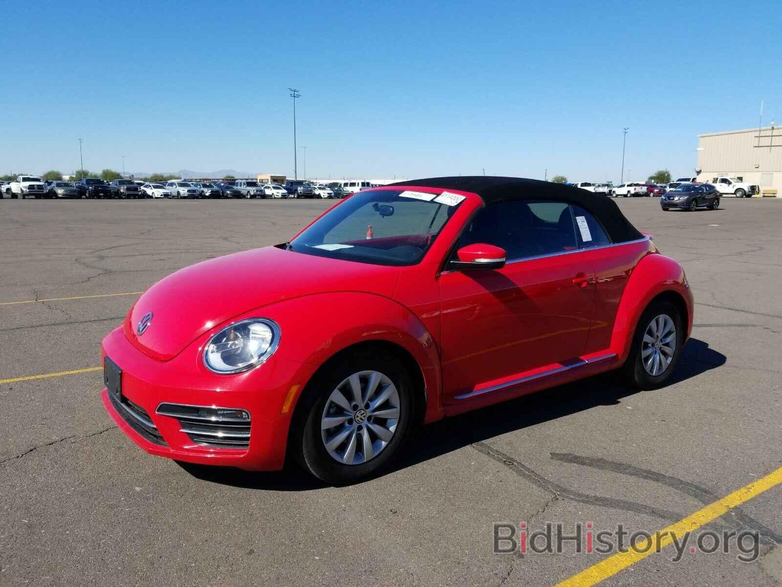 Photo 3VW5DAAT1KM506460 - Volkswagen Beetle Convertible 2019