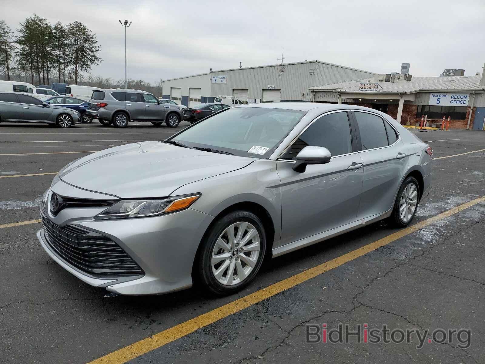 Фотография 4T1B11HK5KU792848 - Toyota Camry LE 2019