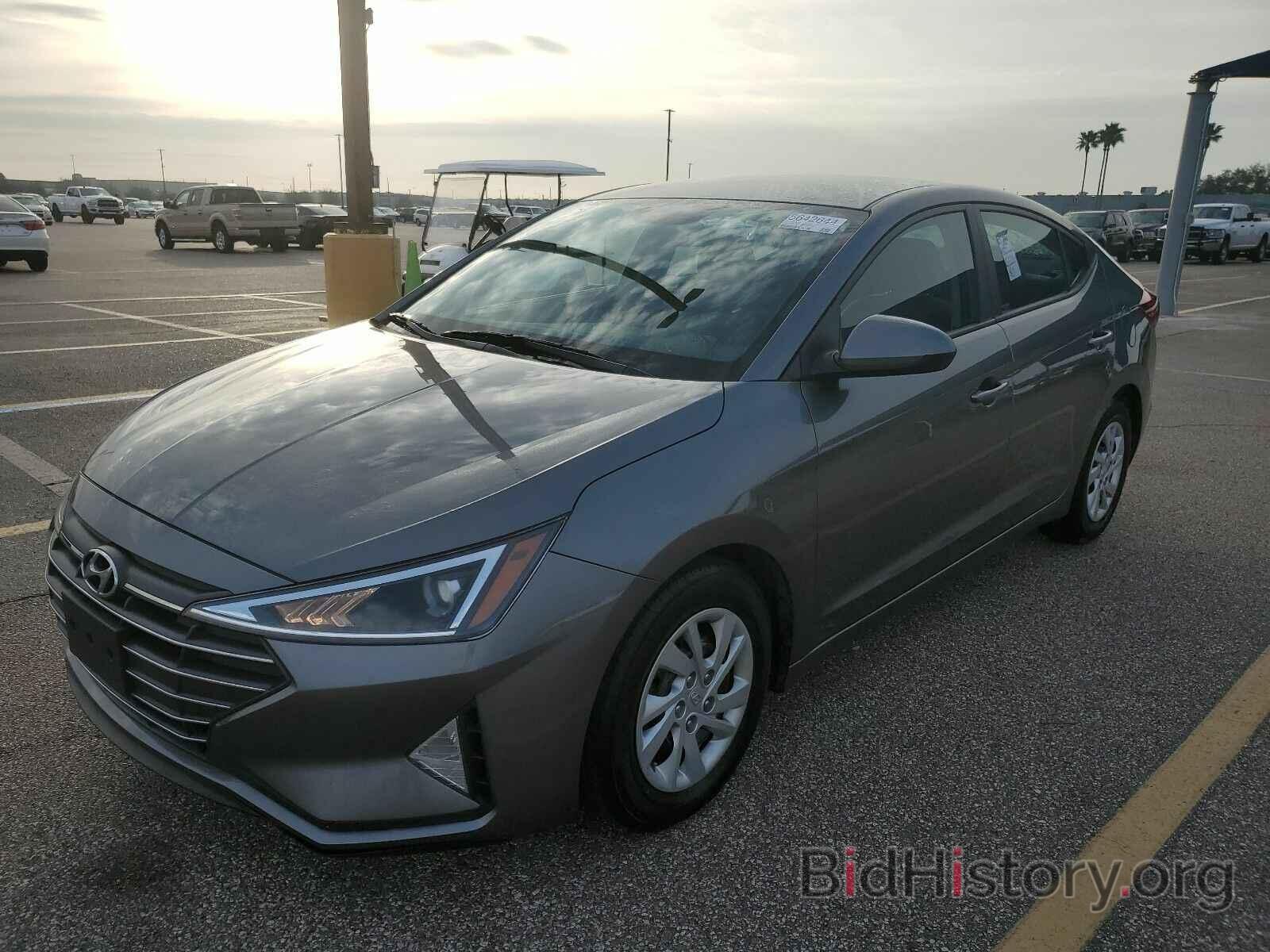 Фотография 5NPD74LF3KH496681 - Hyundai Elantra SE 2019