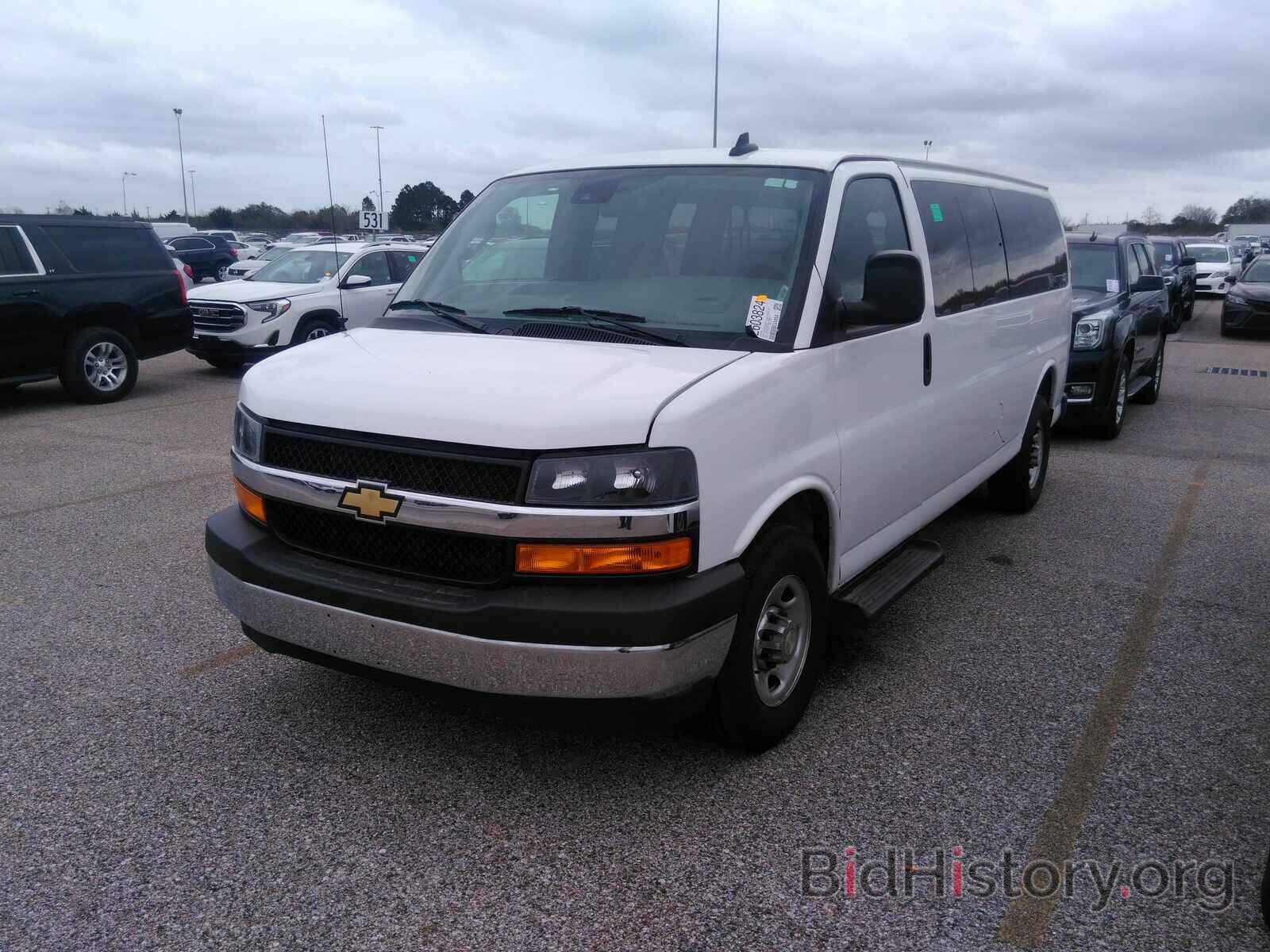 Фотография 1GAZGPFG4L1198010 - Chevrolet Express Passenger 2020