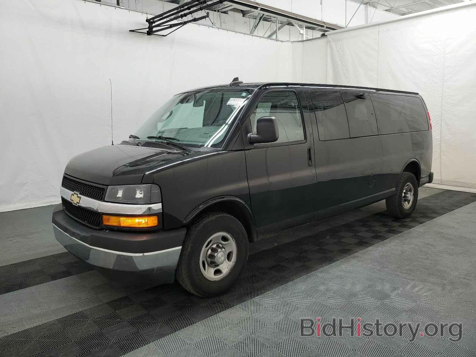 Фотография 1GAZGPFG2K1153288 - Chevrolet Express Passenger 2019