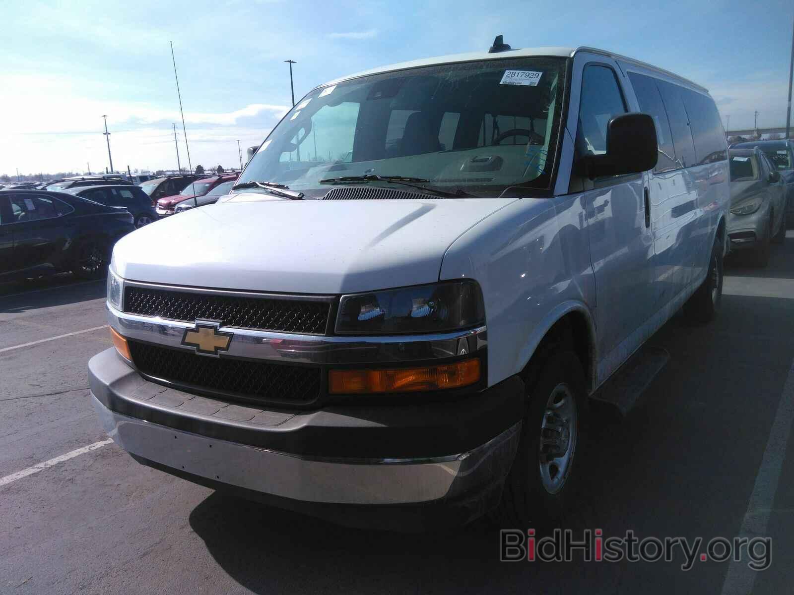 Фотография 1GAZGPFG1L1177017 - Chevrolet Express Passenger 2020