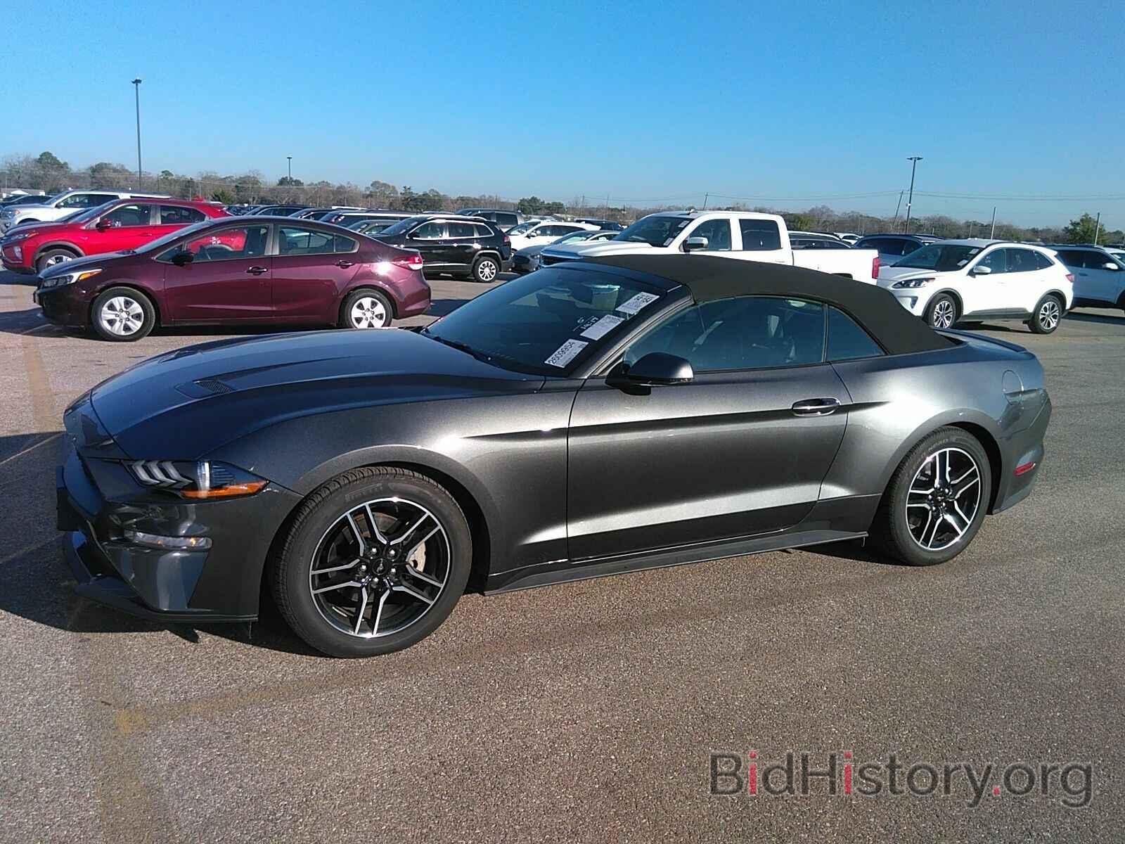 Photo 1FATP8UHXL5125771 - Ford Mustang 2020