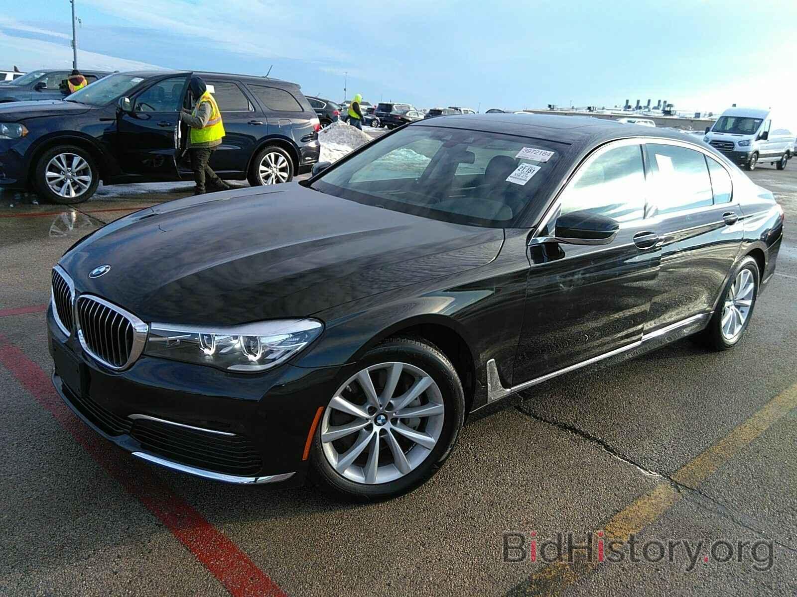 Photo WBA7E4C55KGV28204 - BMW 7 Series 2019