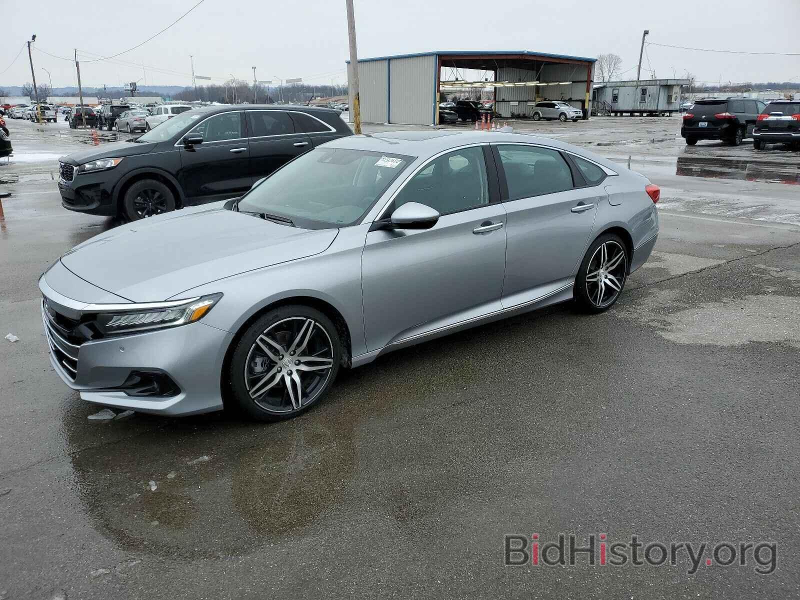 Photo 1HGCV2F91MA000011 - Honda Accord Sedan 2021