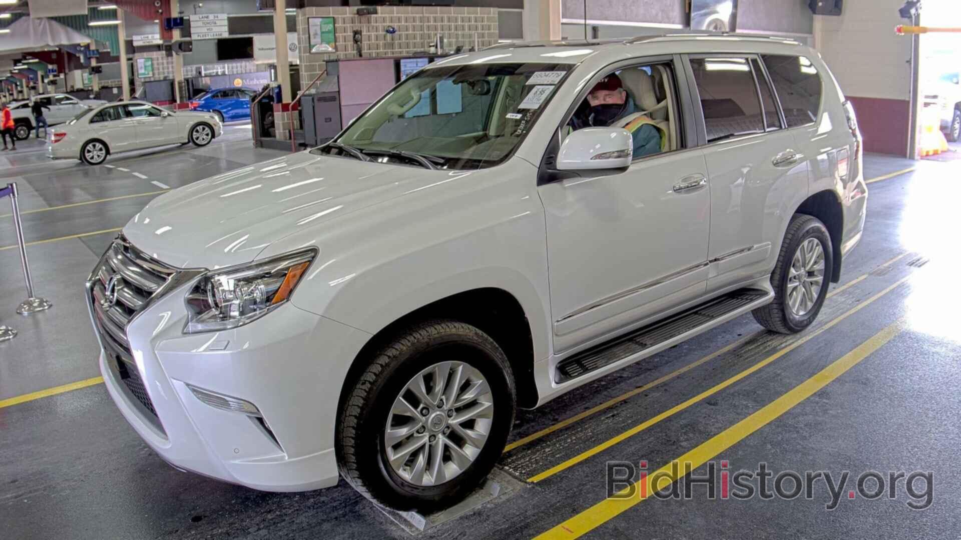 Photo JTJBM7FX4K5217032 - Lexus GX GX 2019