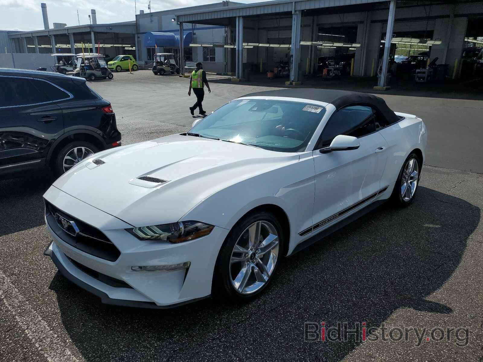 Photo 1FATP8UH6L5138145 - Ford Mustang 2020