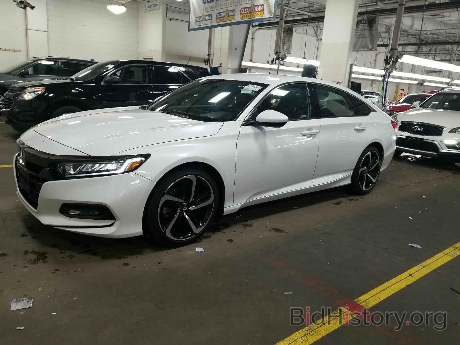 Фотография 1HGCV1F3XKA101583 - Honda Accord Sedan 2019