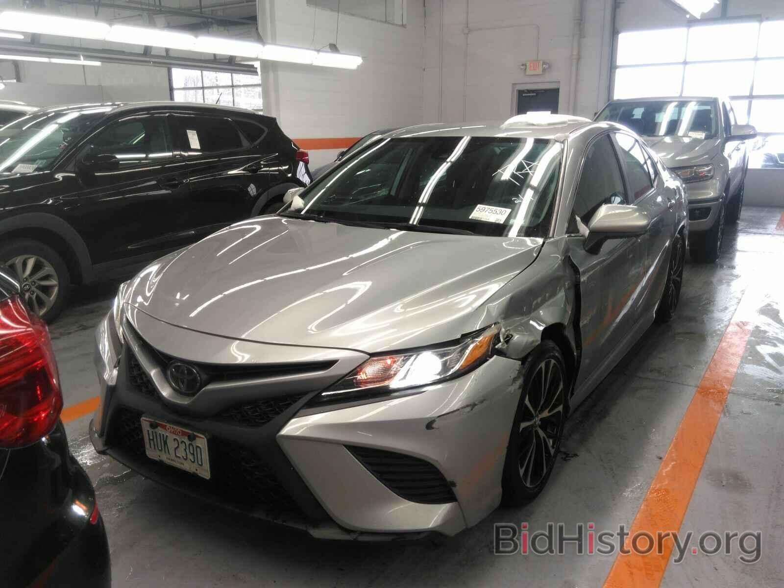 Photo 4T1G11AK7LU328798 - Toyota Camry 2020