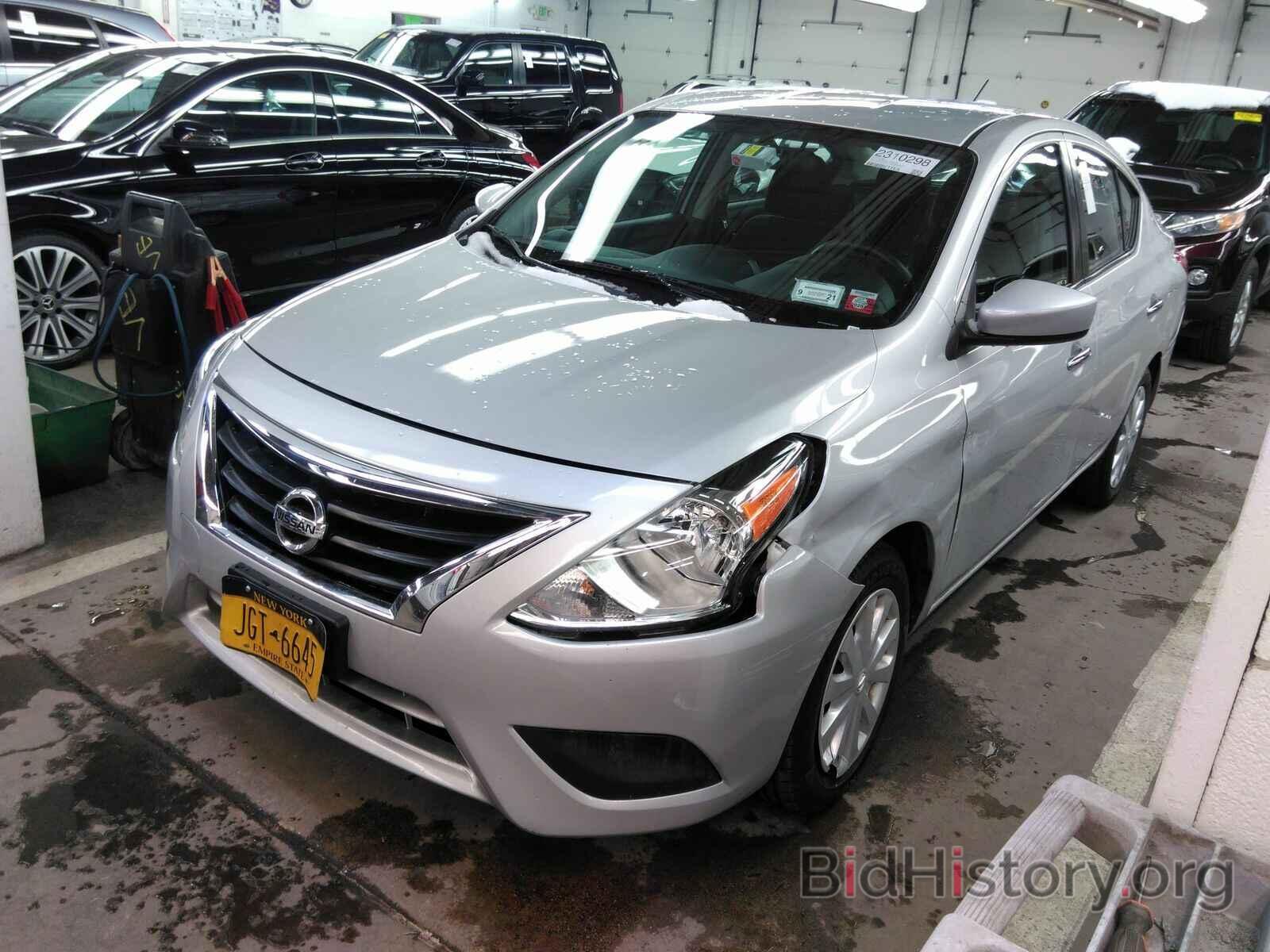 Photo 3N1CN7AP3KL855237 - Nissan Versa Sedan 2019