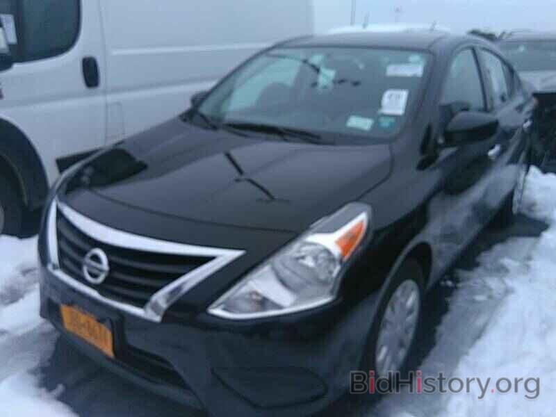 Photo 3N1CN7AP2KL876192 - Nissan Versa Sedan 2019