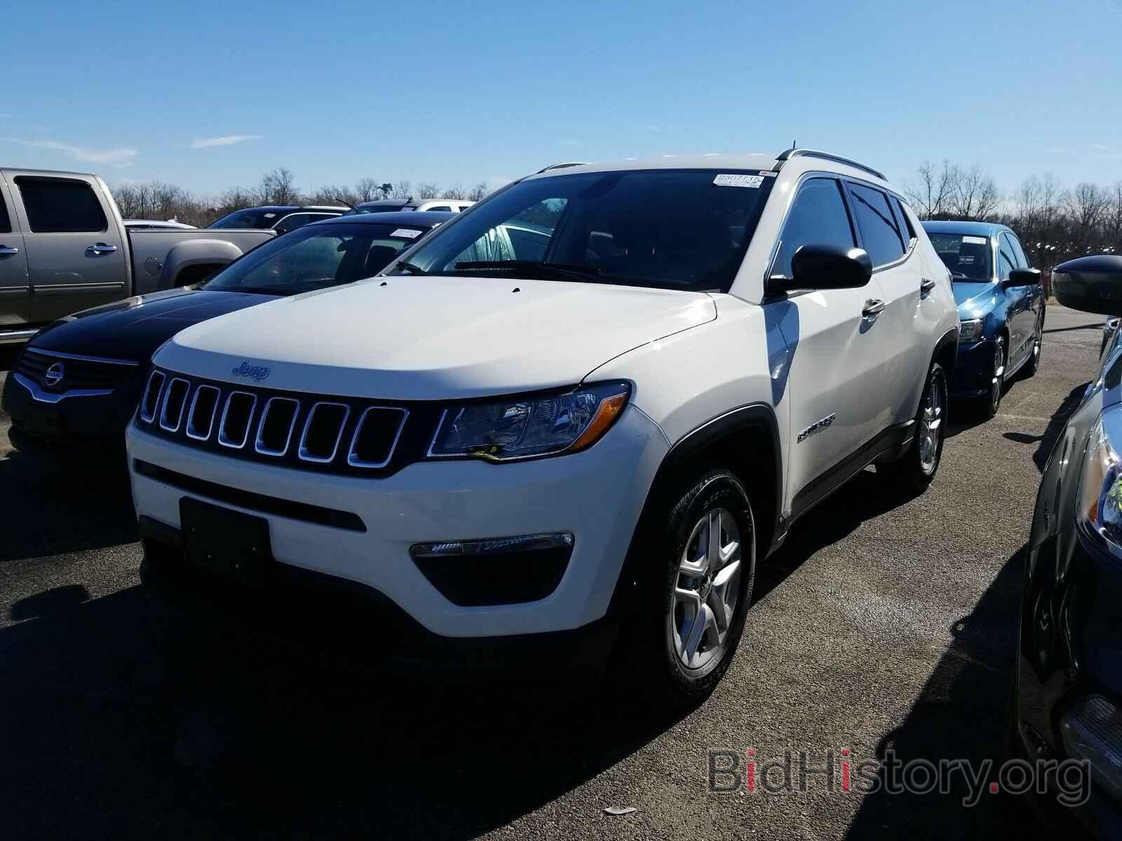 Photo 3C4NJCAB9KT848095 - Jeep Compass 2019