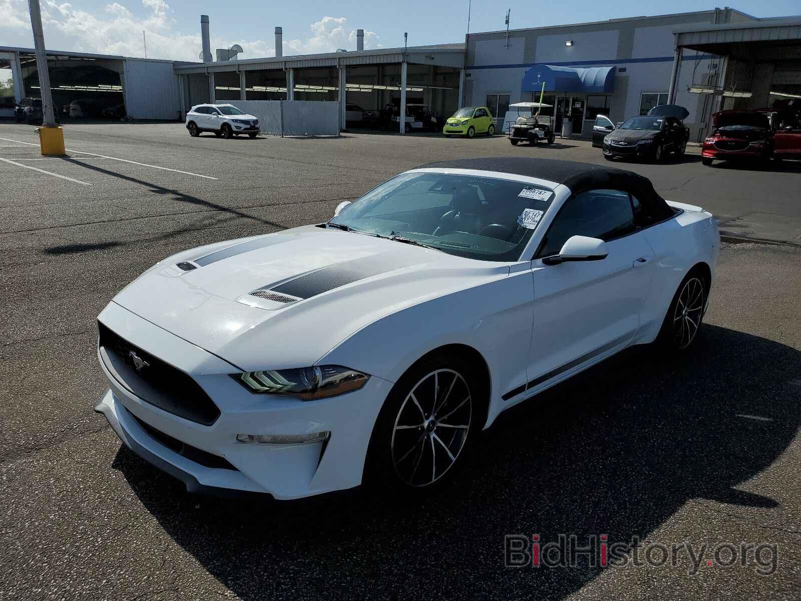 Photo 1FATP8UH7L5138140 - Ford Mustang 2020