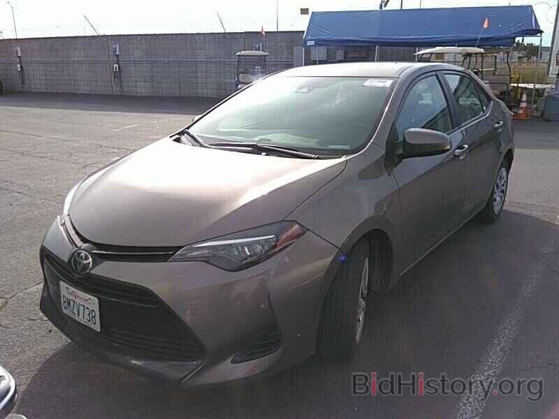 Photo 2T1BURHE4KC166161 - Toyota Corolla LE 2019