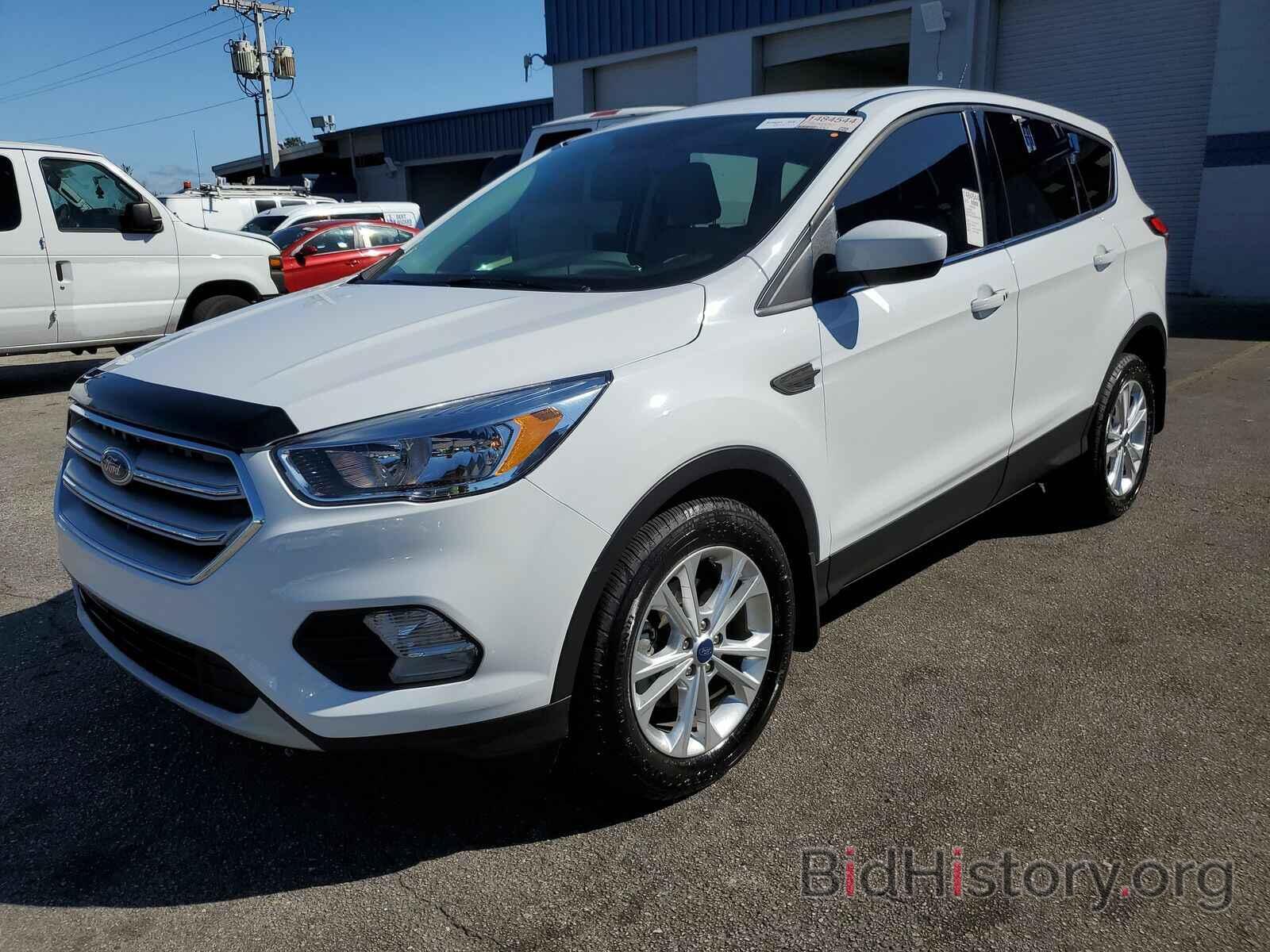 Photo 1FMCU0GD8KUB14264 - Ford Escape 2019