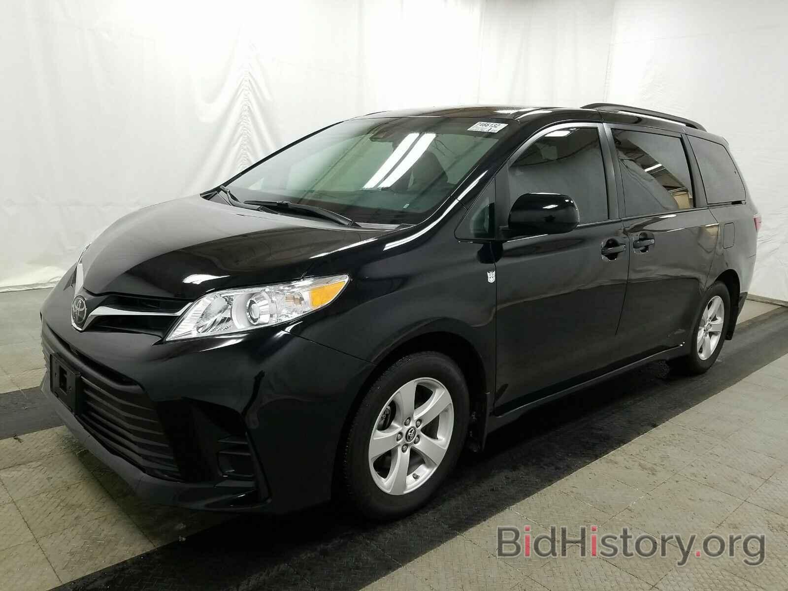 Photo 5TDKZ3DC2LS052056 - Toyota Sienna LE 2020