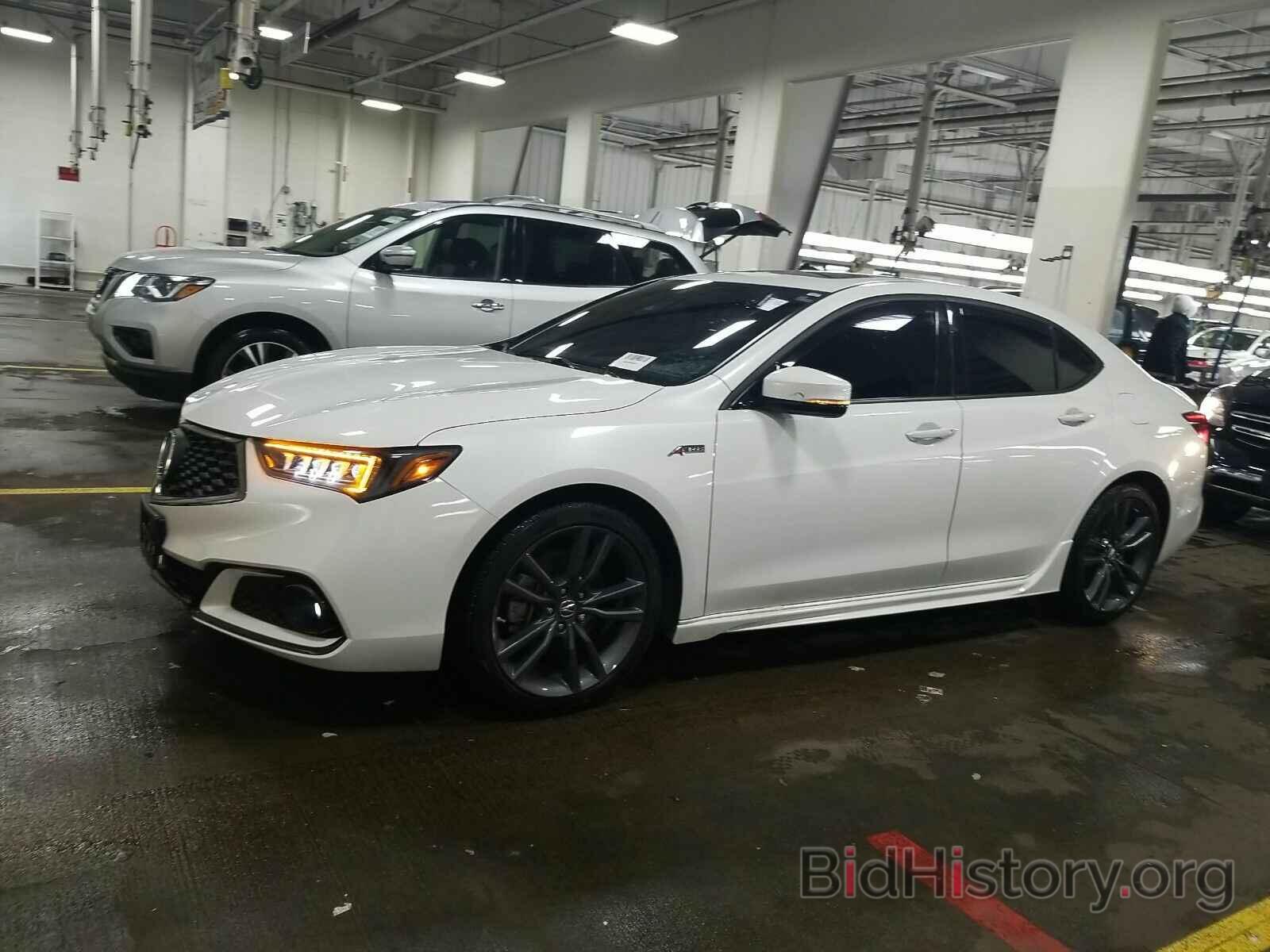 Photo 19UUB1F66LA000551 - Acura TLX 2020