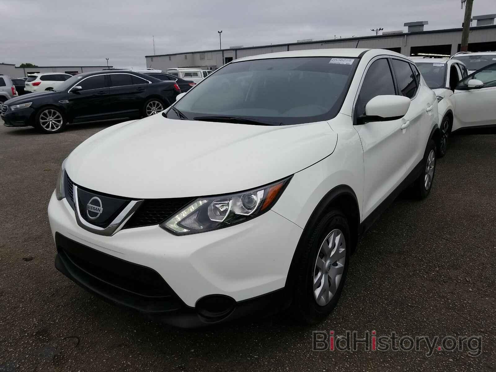 Photo JN1BJ1CPXKW243449 - Nissan Rogue Sport 2019