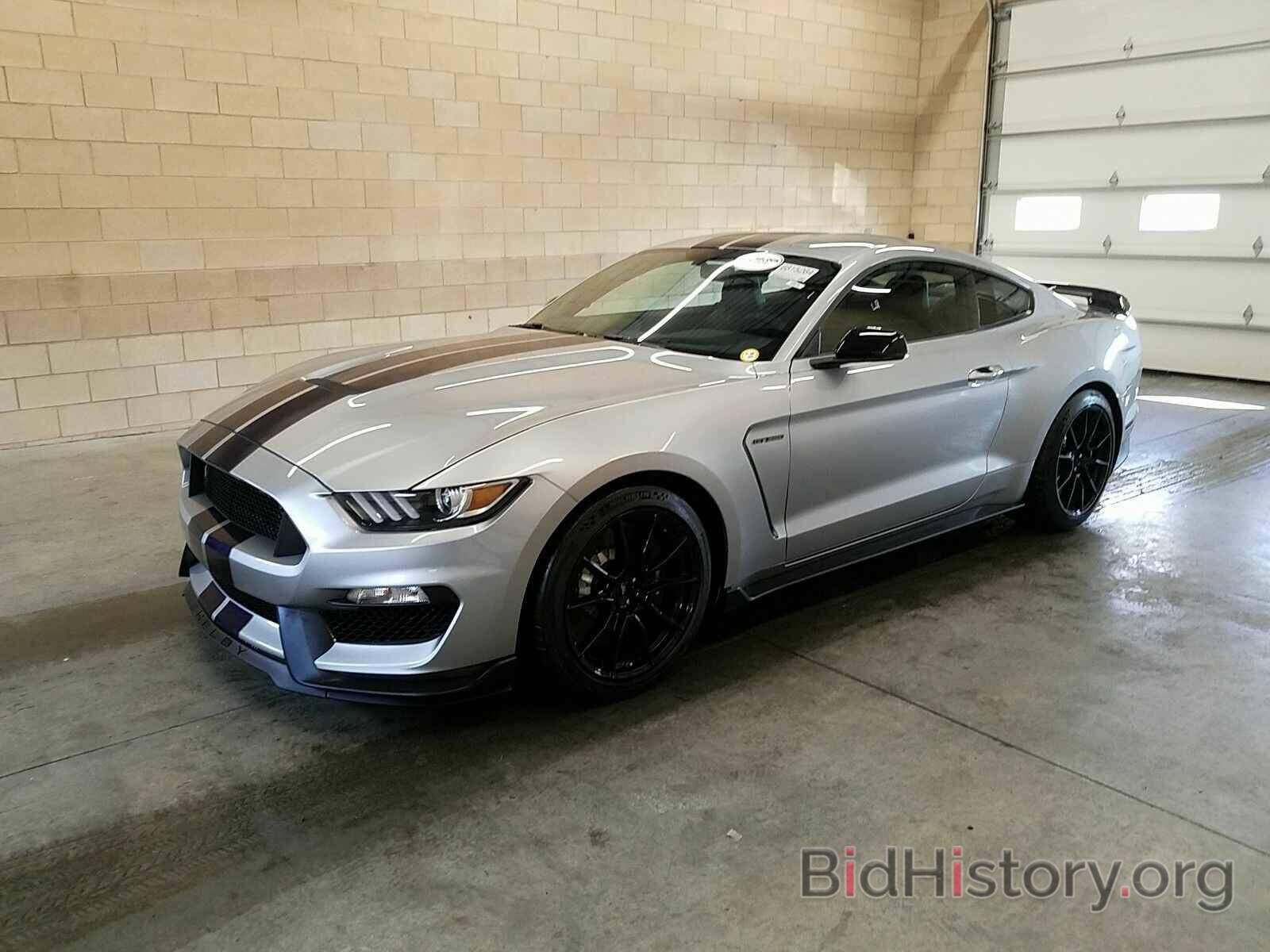 Photo 1FA6P8JZ8L5551226 - Ford Mustang 2020