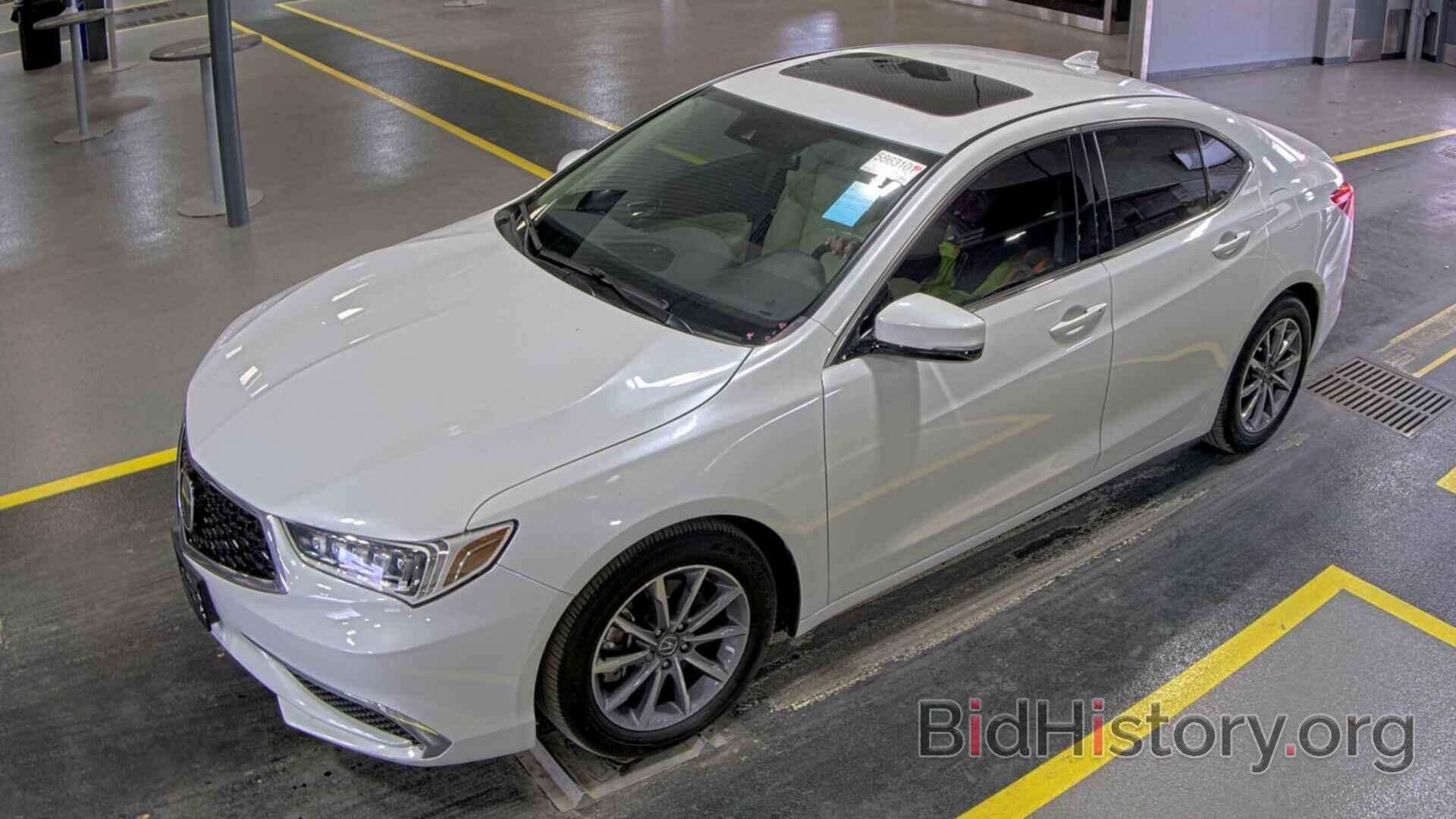 Фотография 19UUB1F34KA000908 - Acura TLX 2019