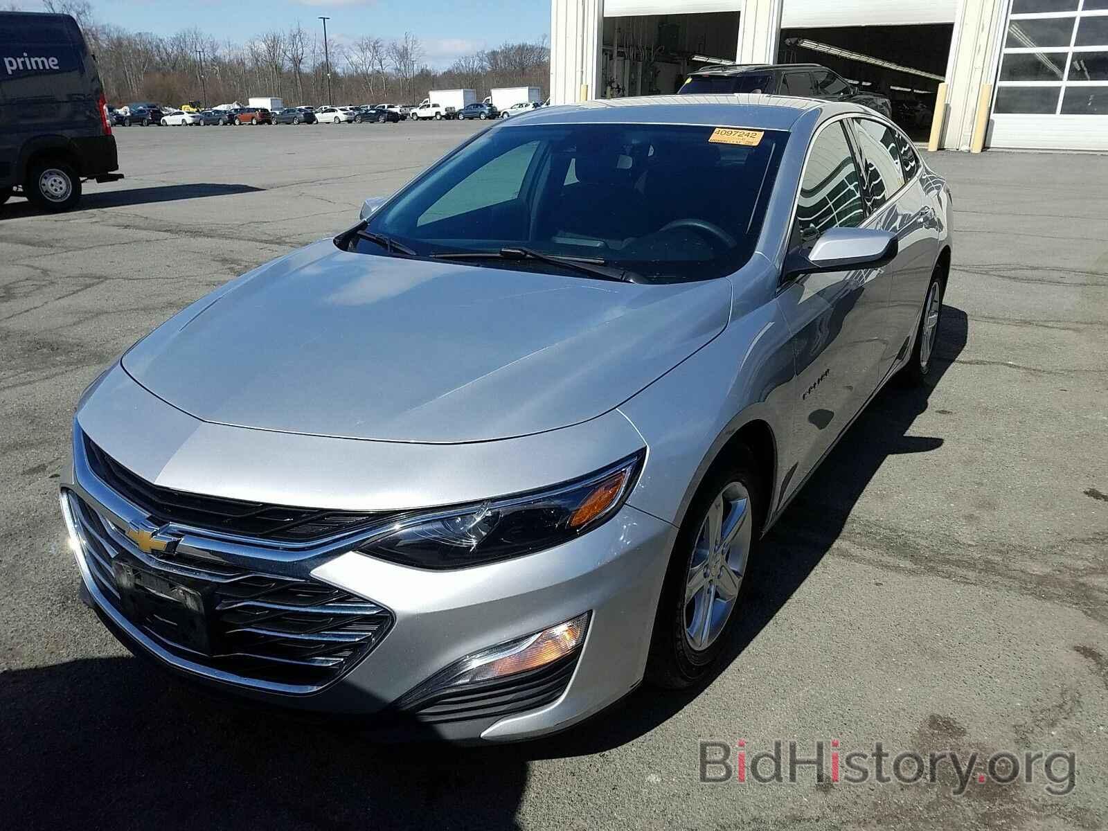 Photo 1G1ZC5STXKF137720 - Chevrolet Malibu 2019