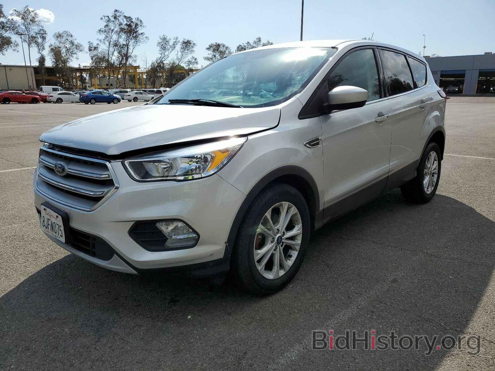 Фотография 1FMCU0GD4KUB04928 - Ford Escape 2019