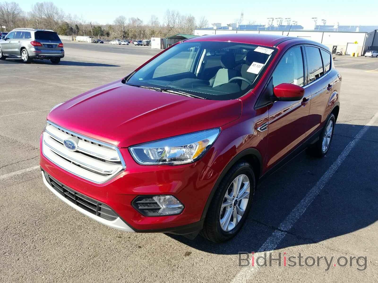 Фотография 1FMCU0GD3KUA52451 - Ford Escape 2019