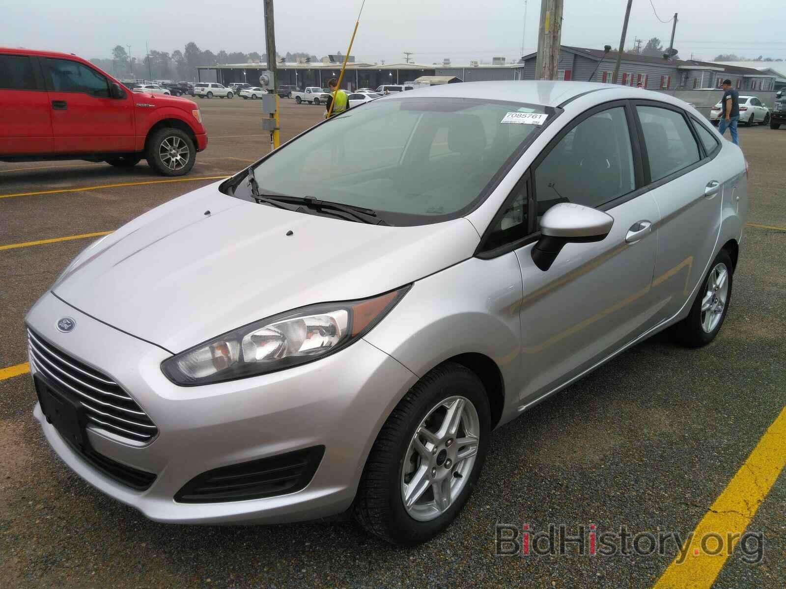 Photo 3FADP4BJ6KM158875 - Ford Fiesta 2019