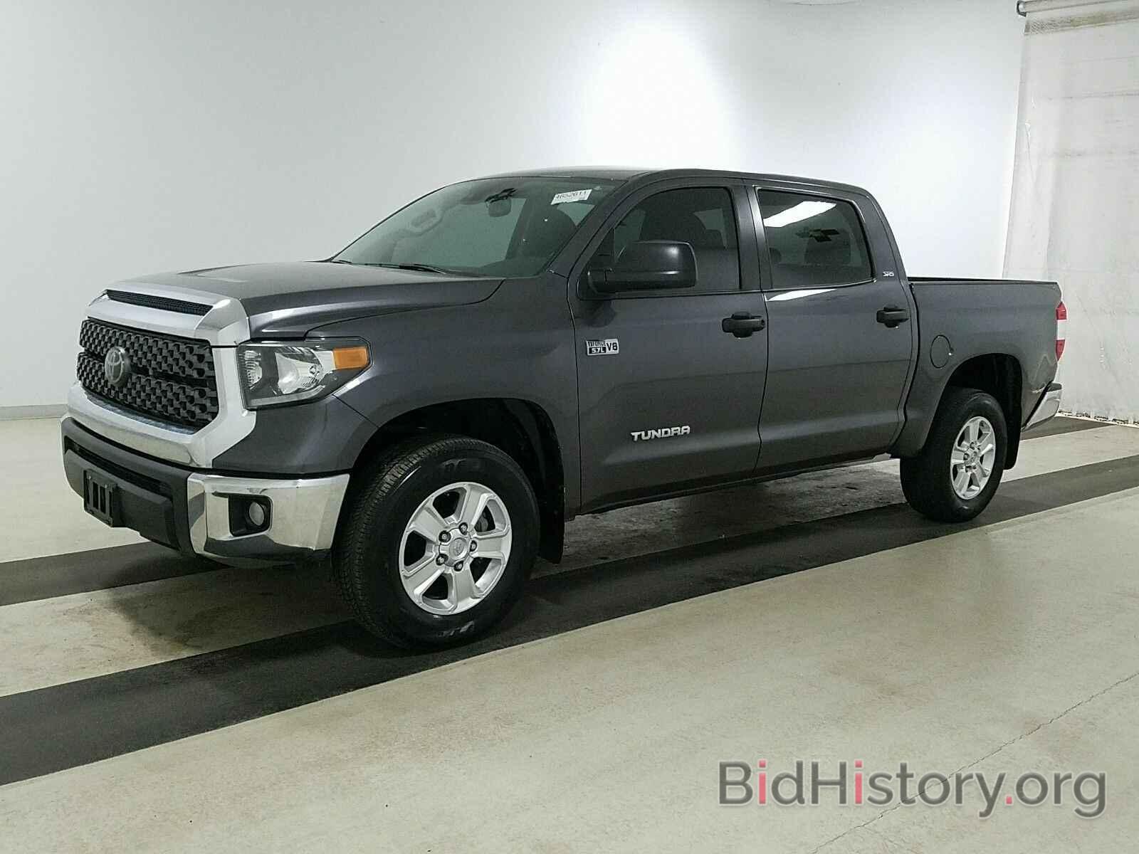 Photo 5TFDY5F10LX885156 - Toyota Tundra 4WD 2020