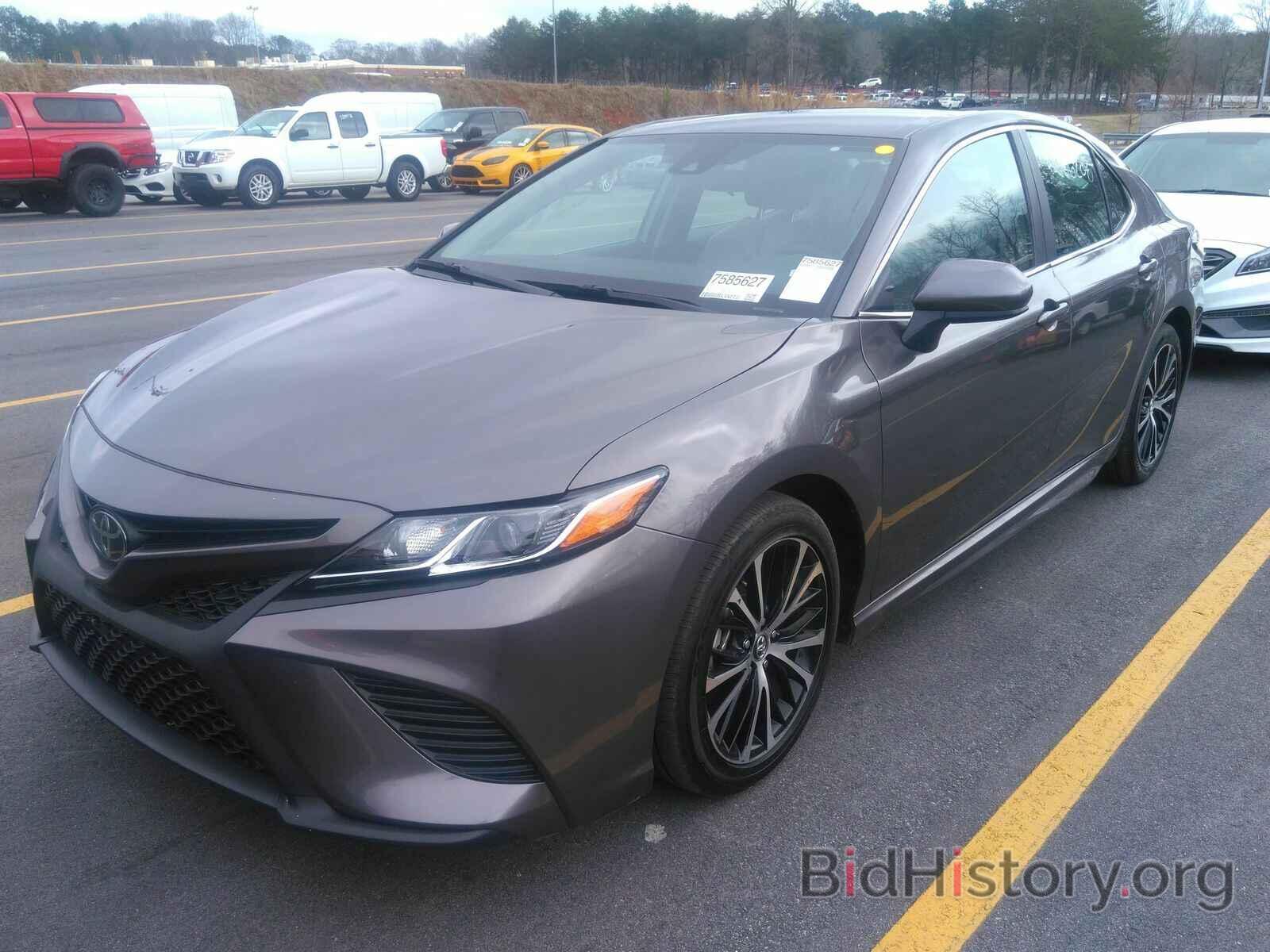 Photo 4T1G11AKXLU927095 - Toyota Camry 2020