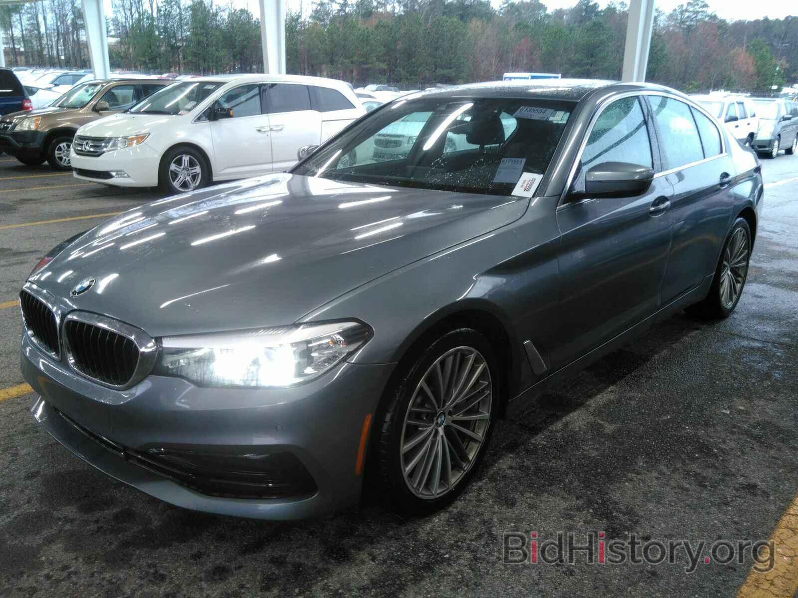 Photo WBAJA7C51KWW20449 - BMW 5 Series 2019