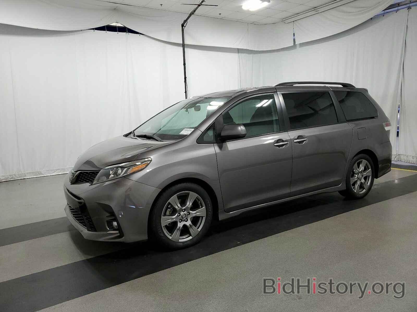 Photo 5TDXZ3DC1KS972765 - Toyota Sienna 2019