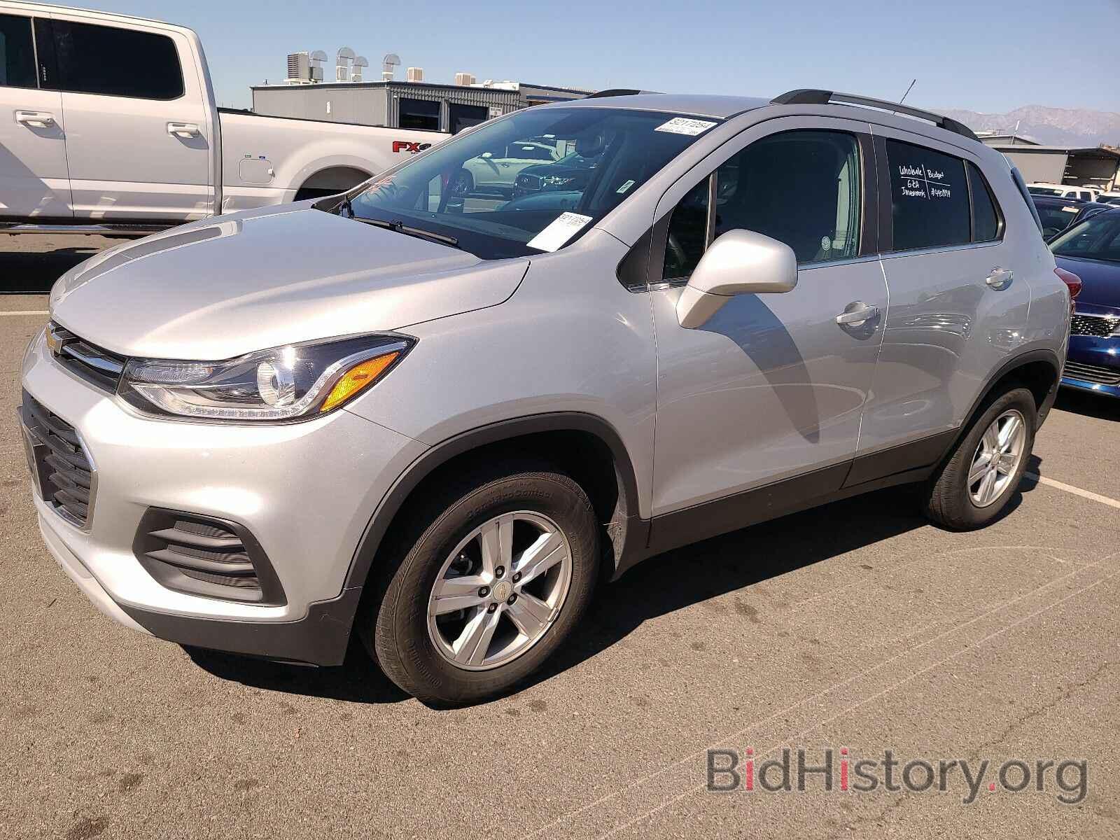 Photo 3GNCJPSB2LL176662 - Chevrolet Trax 2020