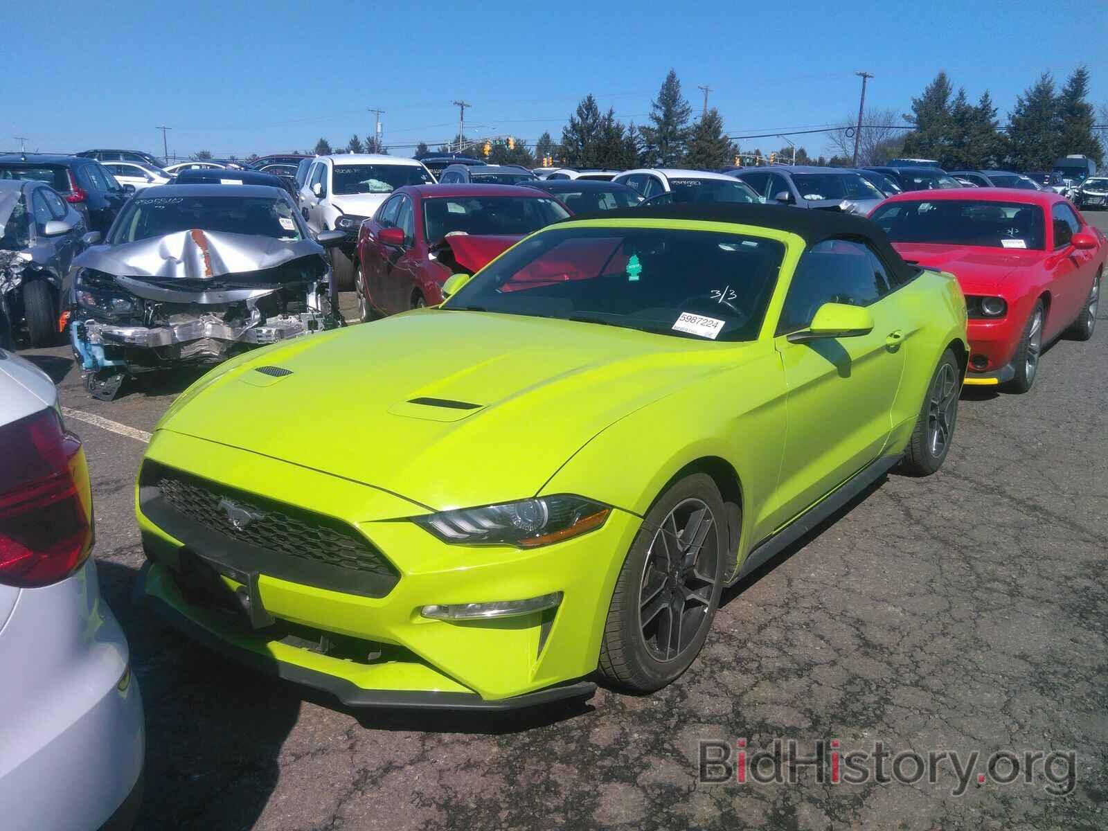 Photo 1FATP8UH5L5101412 - Ford Mustang 2020