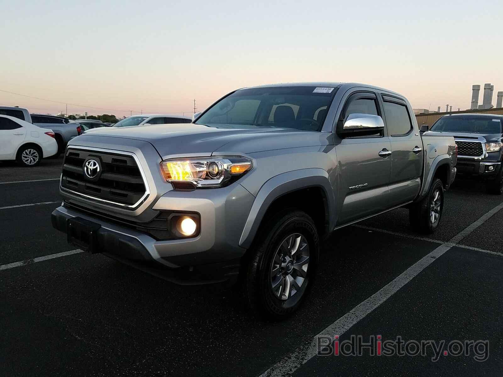 Photo 5TFAZ5CN6HX038804 - Toyota Tacoma 2017