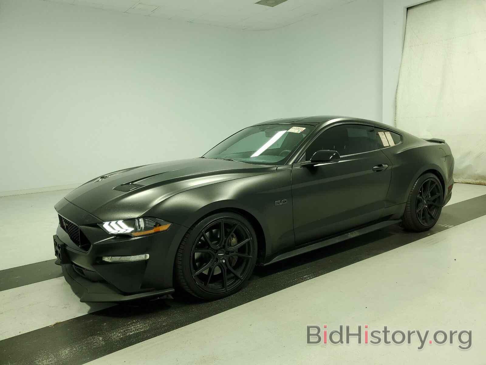 Photo 1FA6P8CF7J5103883 - Ford Mustang GT 2018