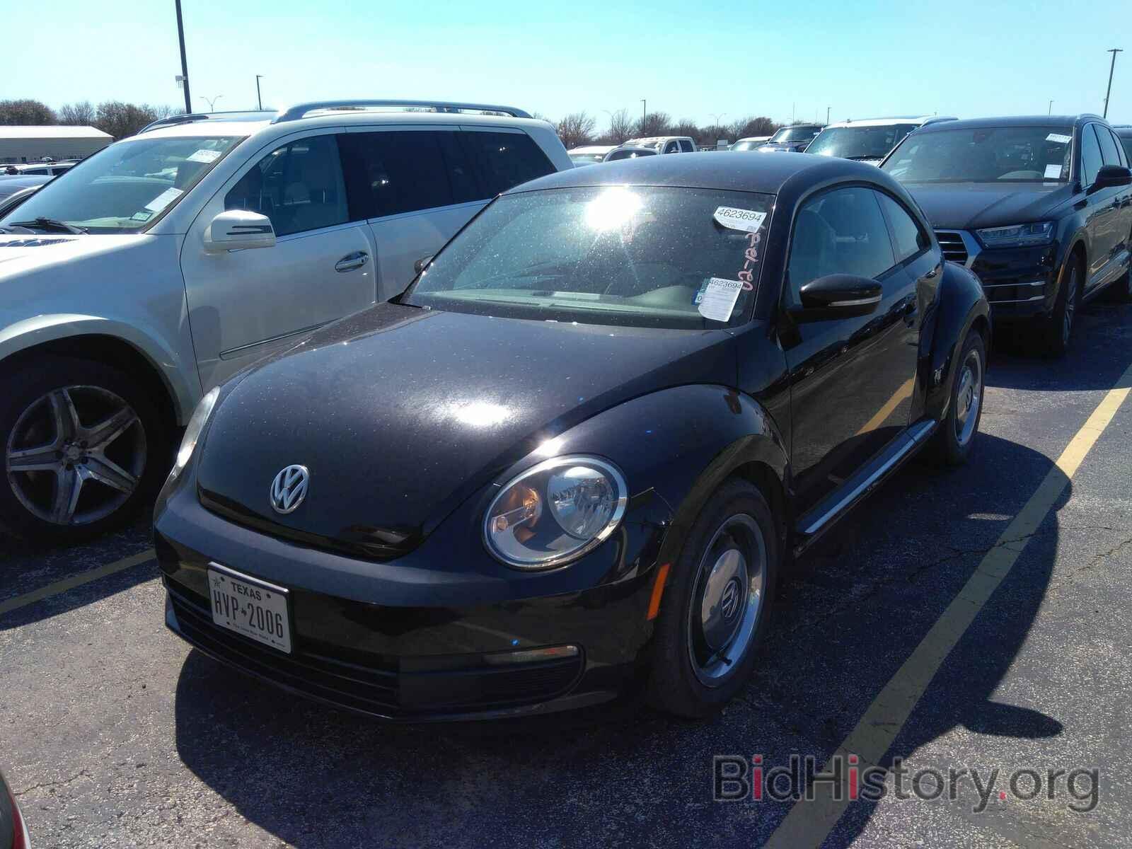 Photo 3VWF17AT8GM632709 - Volkswagen Beetle Coupe 2016