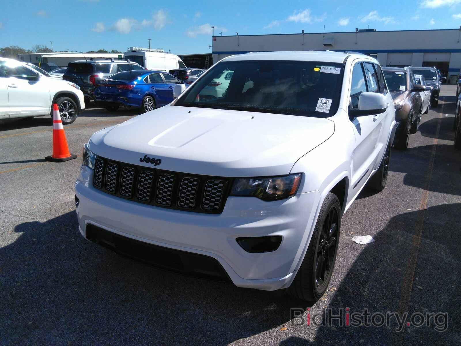 Photo 1C4RJEAGXJC110860 - Jeep Grand Cherokee 2018