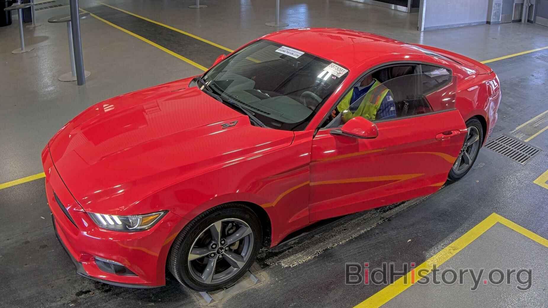 Photo 1FA6P8AM4F5303449 - Ford Mustang 2015