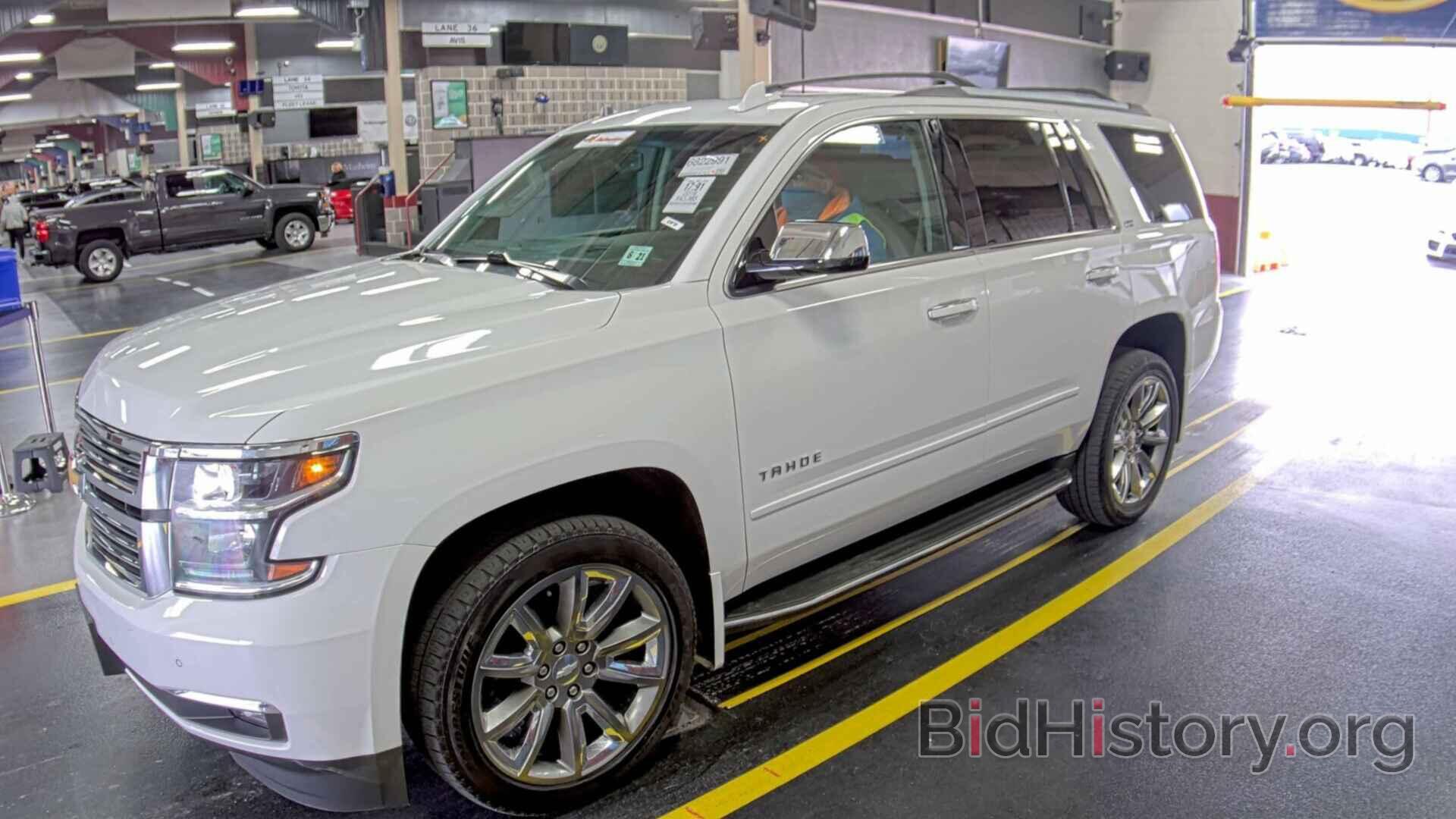 Photo 1GNSKCKC2GR342848 - Chevrolet Tahoe 2016